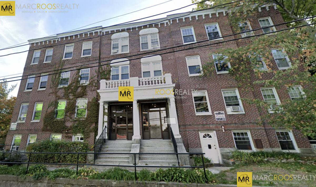 Apartment for rent at 724 Washington St #3, Brookline, MA 02445