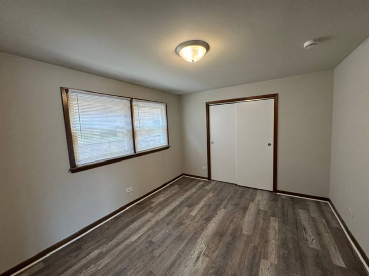 Apartment for rent at 7700 S Harlem Ave, Bridgeview, IL 60455