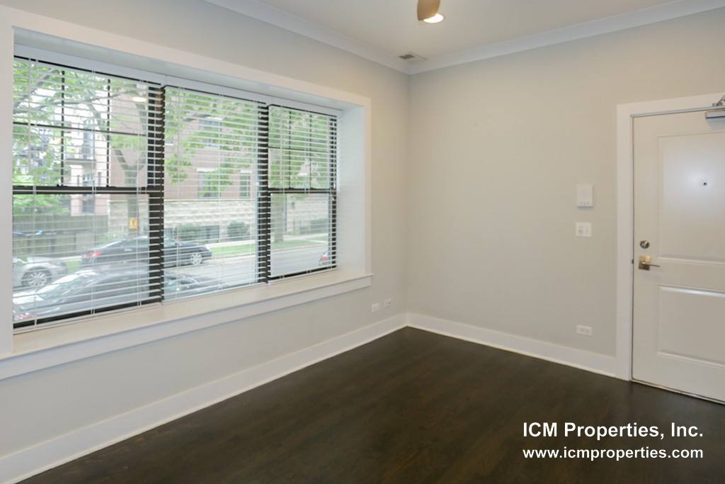 Apartment for rent at 1946 W Nelson St #1E, Chicago, IL 60657