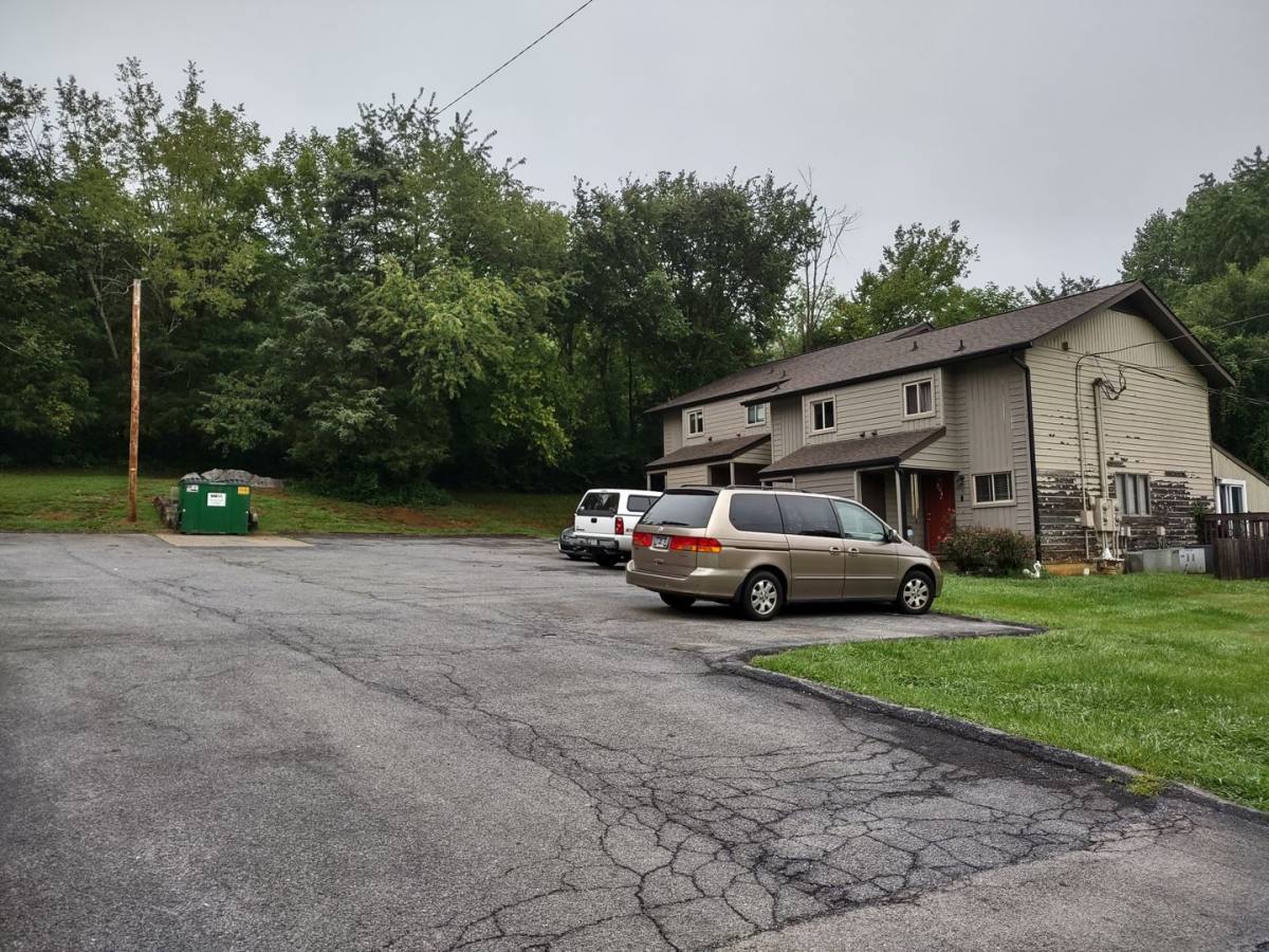 Apartment for rent at 1433 E Shipley Ferry Rd, Kingsport, TN 37663