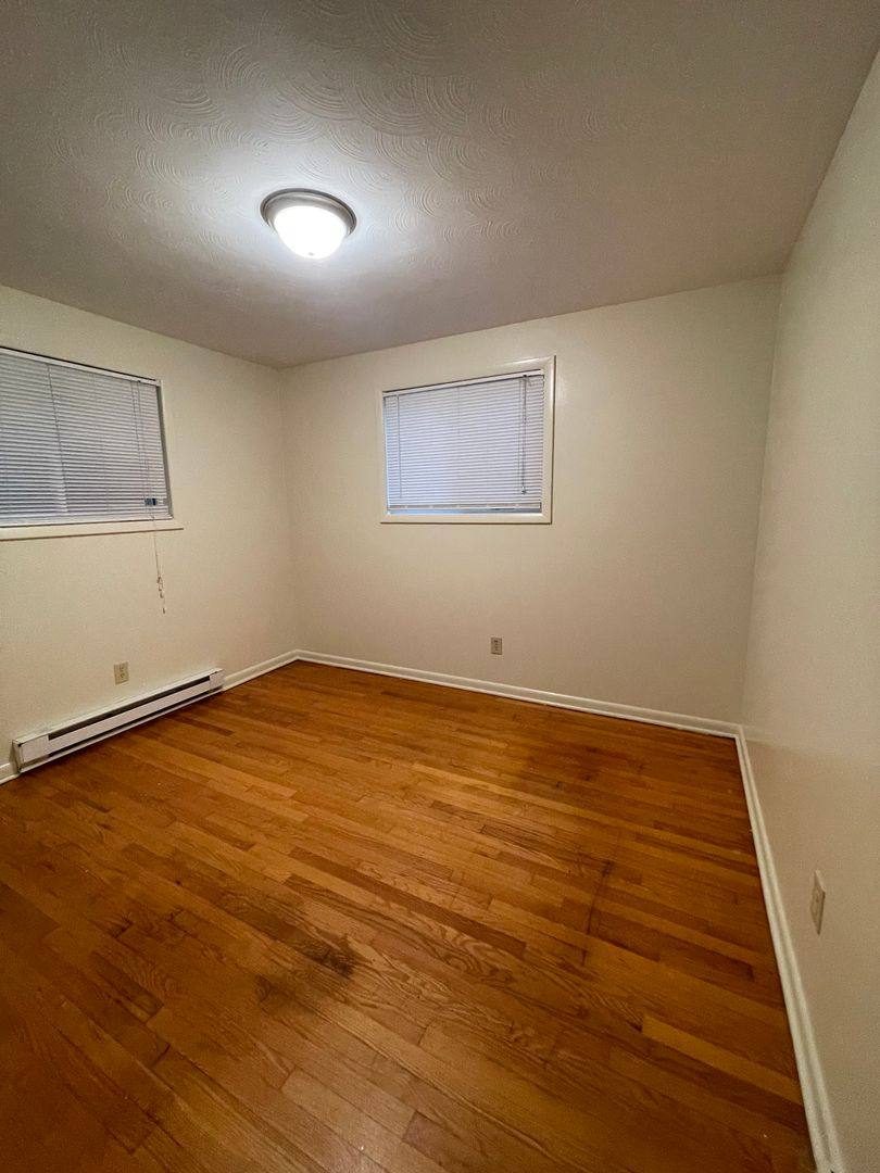 Apartment for rent at 1751 Central Ave, Harrisonburg, VA 22801