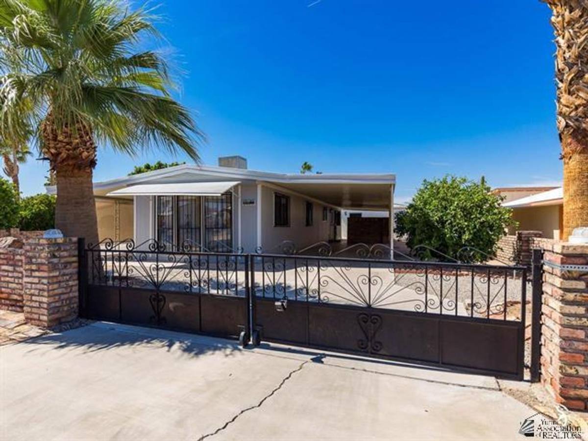 House for rent at 13388 E 41st Dr, Yuma, AZ 85367