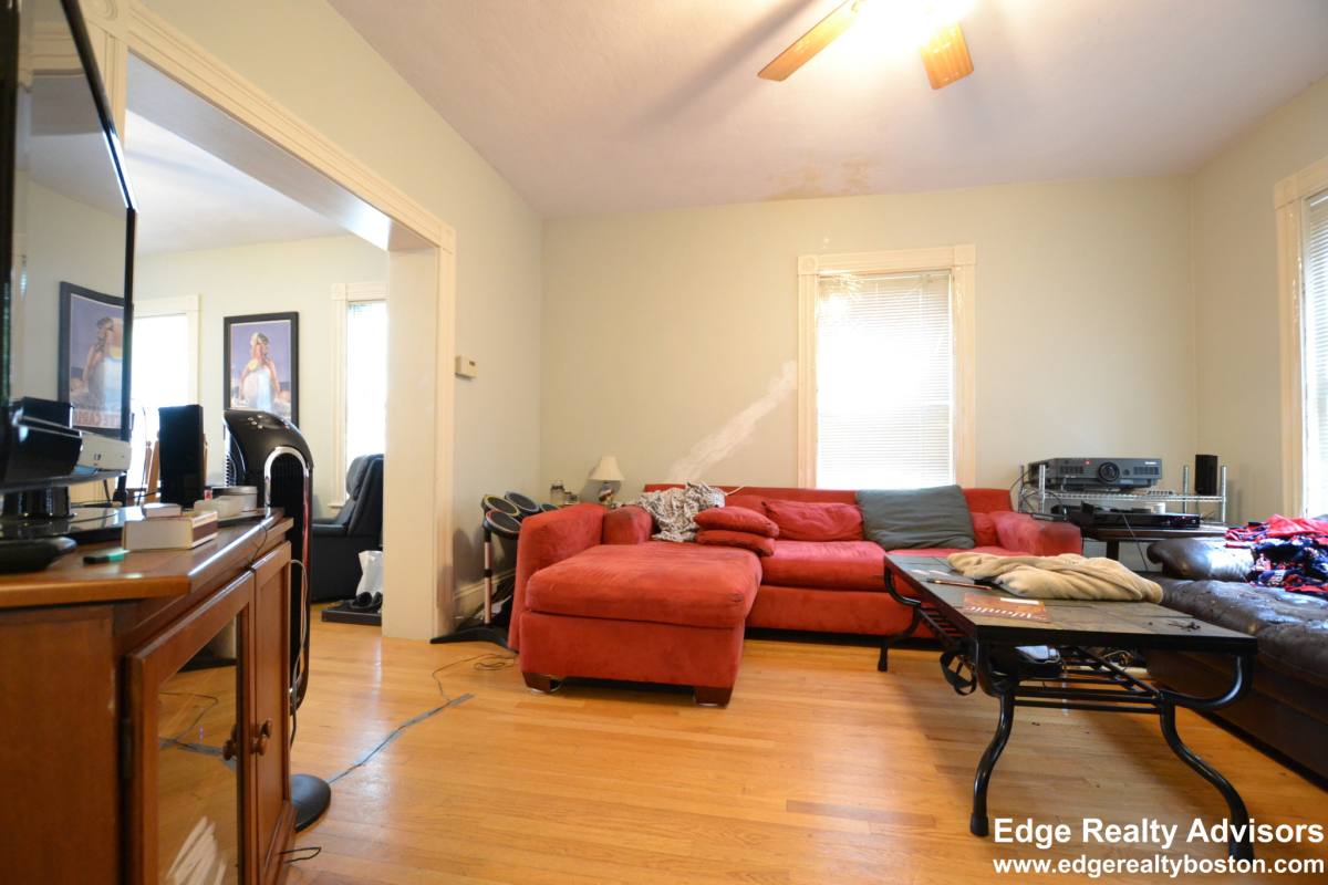 Apartment for rent at 318 N Harvard St, Allston, MA 02134
