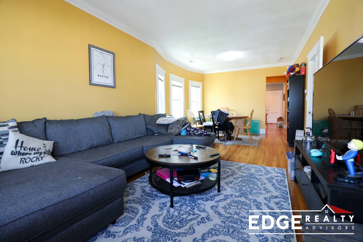 Apartment for rent at 148 Langdon Ave #2, Watertown, MA 02472