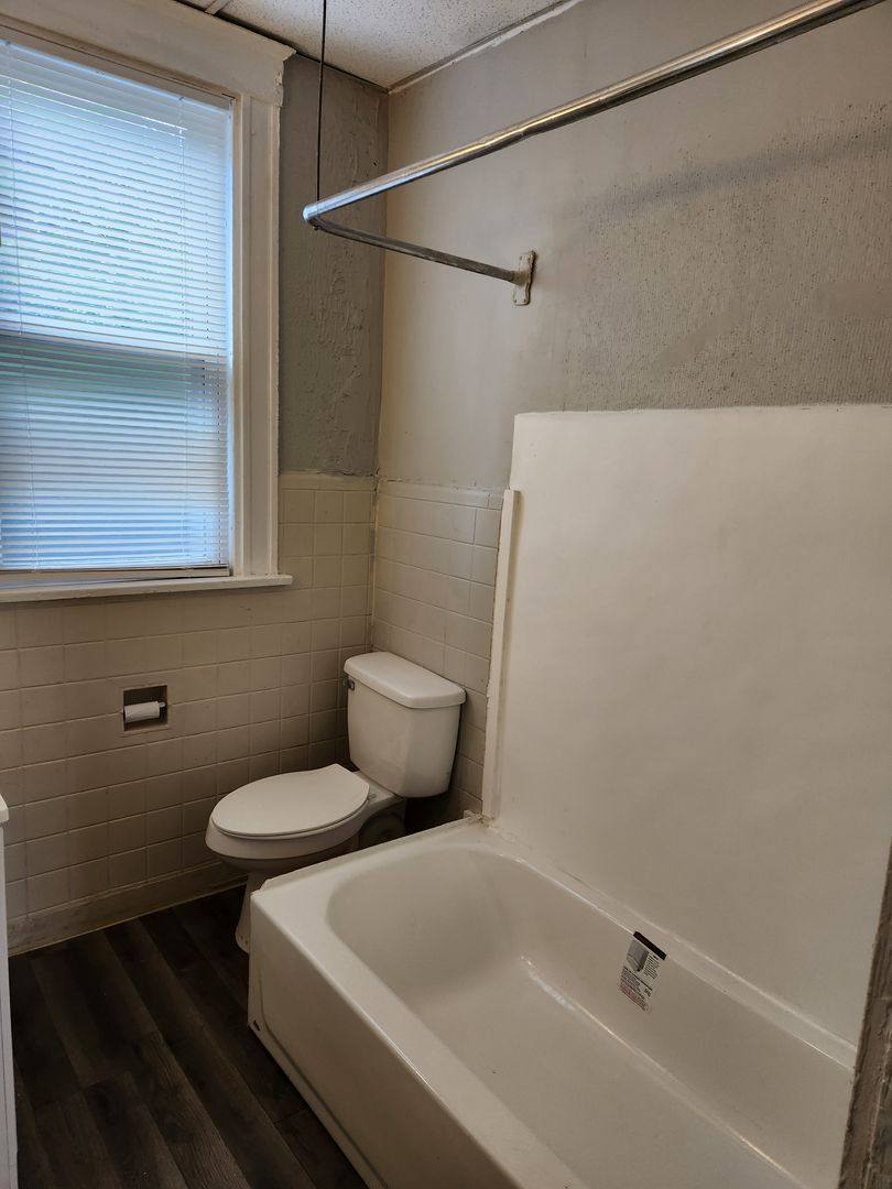 Apartment for rent at 1525 Dixmont Ave, Cincinnati, OH 45207