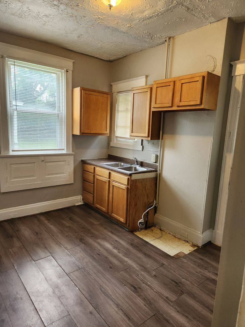 Apartment for rent at 1525 Dixmont Ave, Cincinnati, OH 45207