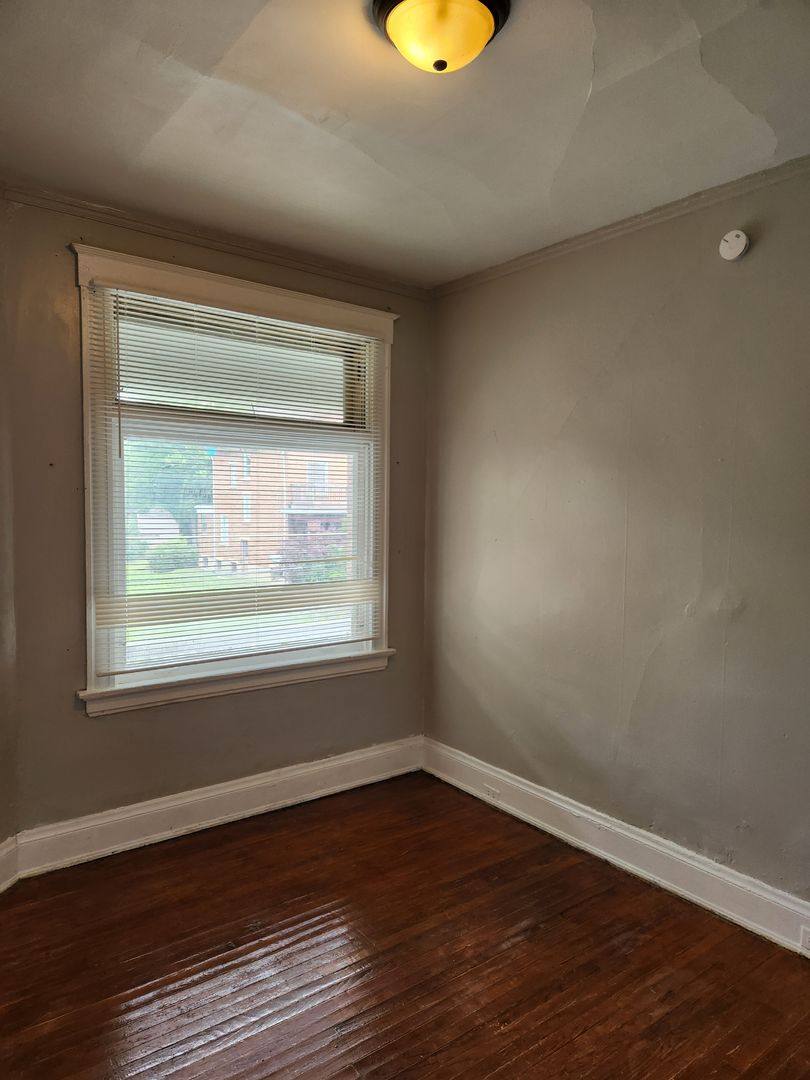 Apartment for rent at 1525 Dixmont Ave, Cincinnati, OH 45207