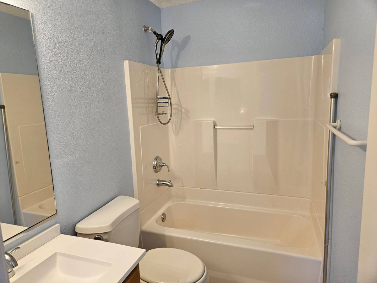 Condo for rent at 370 Base Ave E, Venice, FL 34285