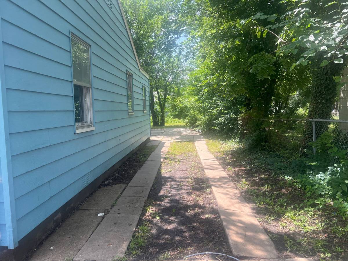 House for rent at 1723 E McFarland St, Wichita, KS 67219