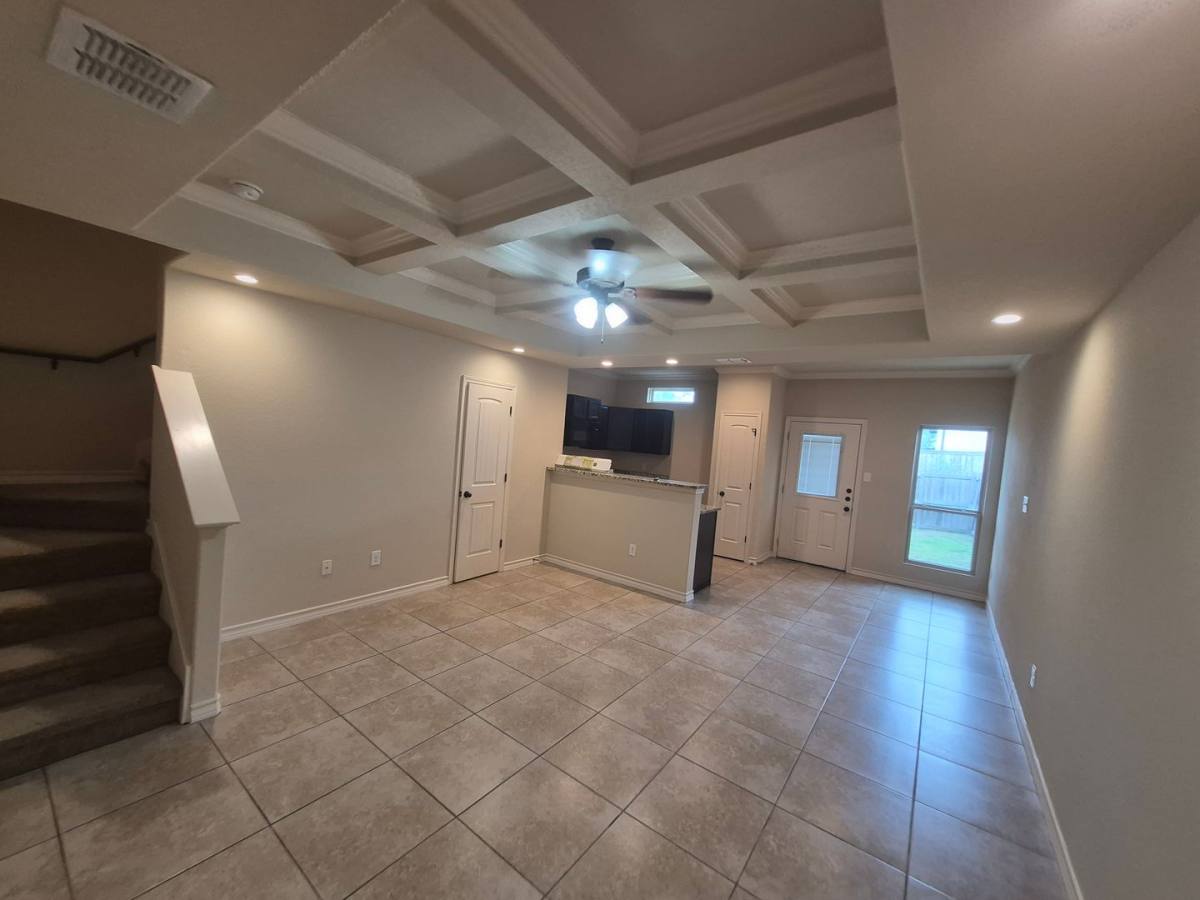 Townhouse for rent at 7014 Donovan Way, San Antonio, TX 78244