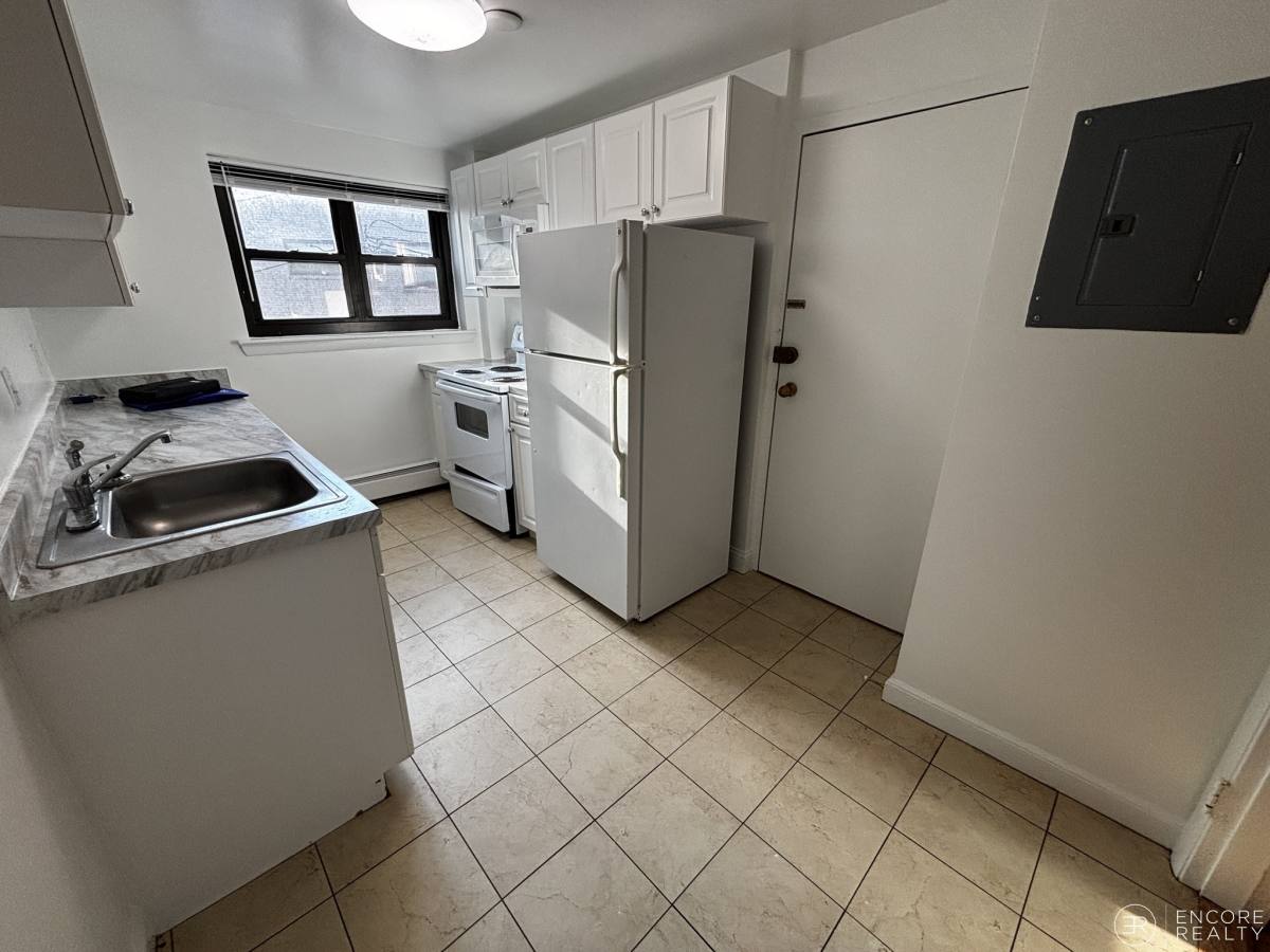 Apartment for rent at 44A Harvard Ave #4, Brookline, MA 02446