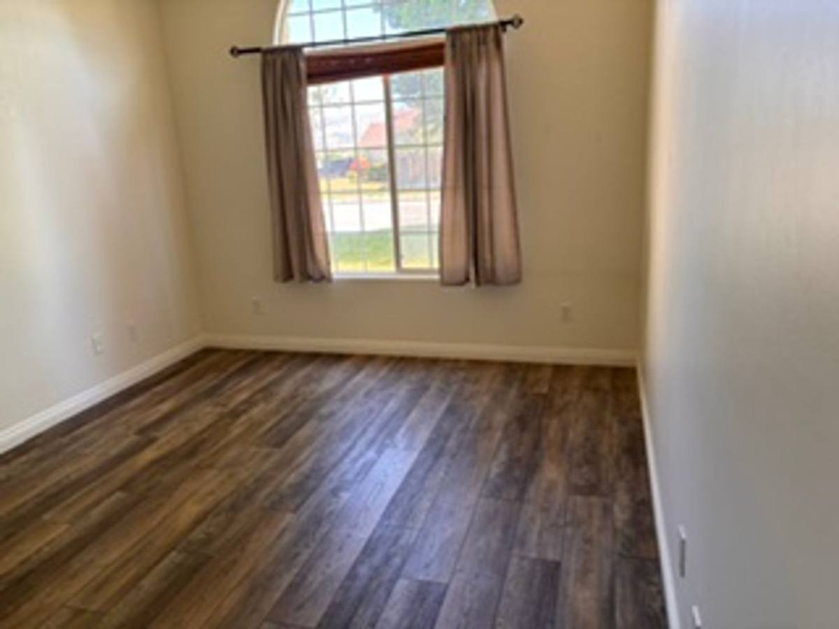 House for rent at 458 Sherwood Place, Tehachapi, CA 93561