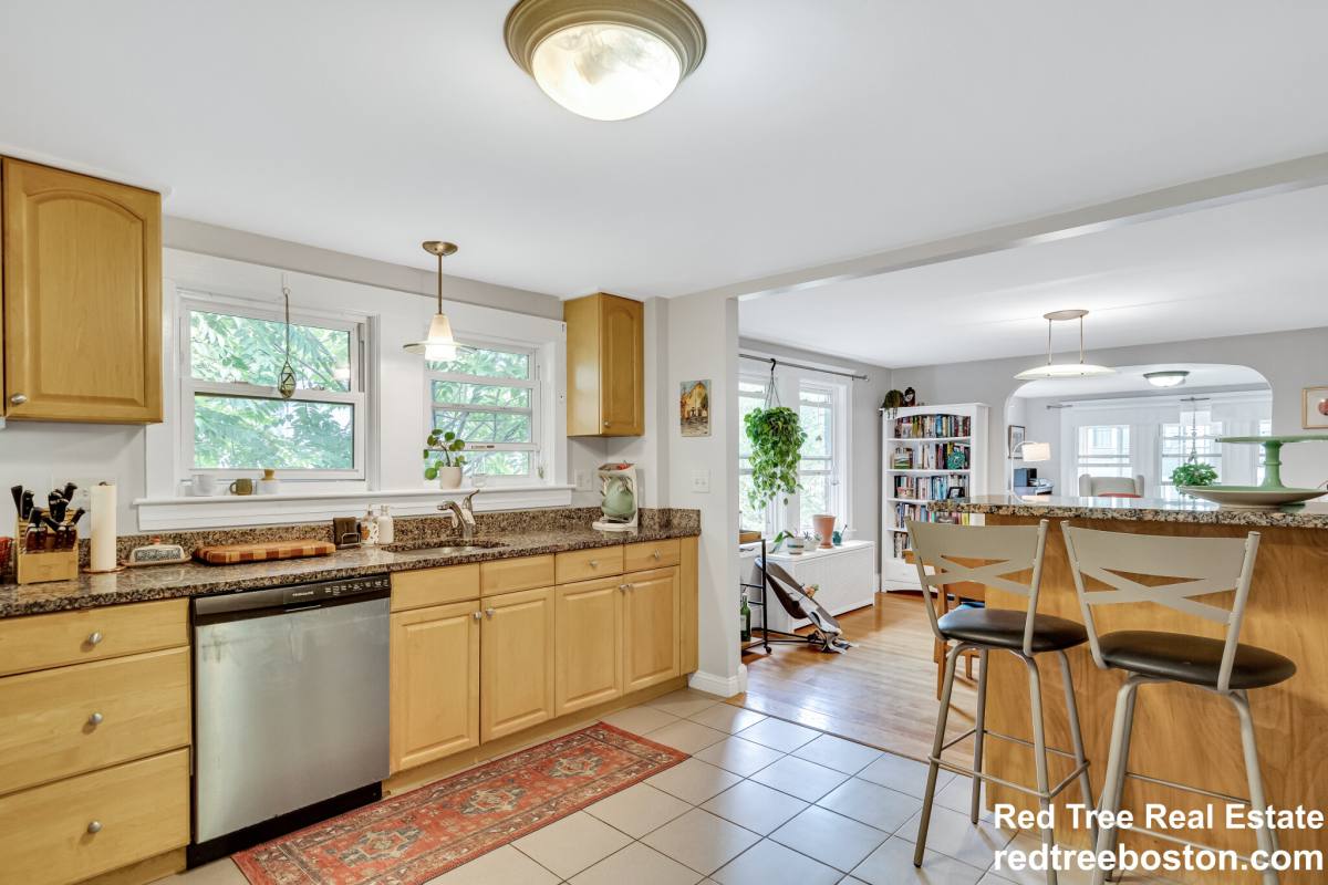 Apartment for rent at 11 Keefe Ave #2, Newton Upper Falls, MA 02464