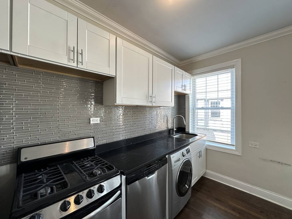 Apartment for rent at 918 18 Green Bay #B5, Winnetka, IL 60093