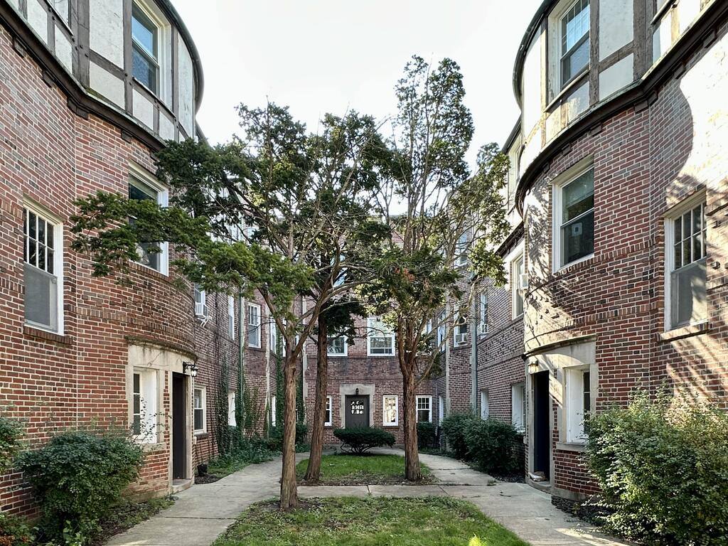 Apartment for rent at 918 18 Green Bay #B5, Winnetka, IL 60093