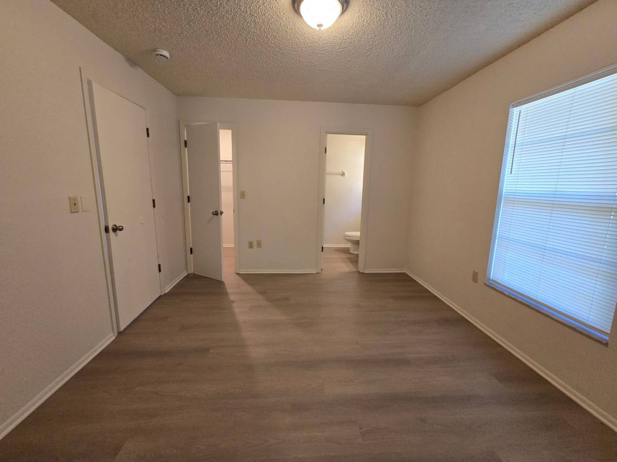House for rent at 1185 52nd St, Sarasota, FL 34234