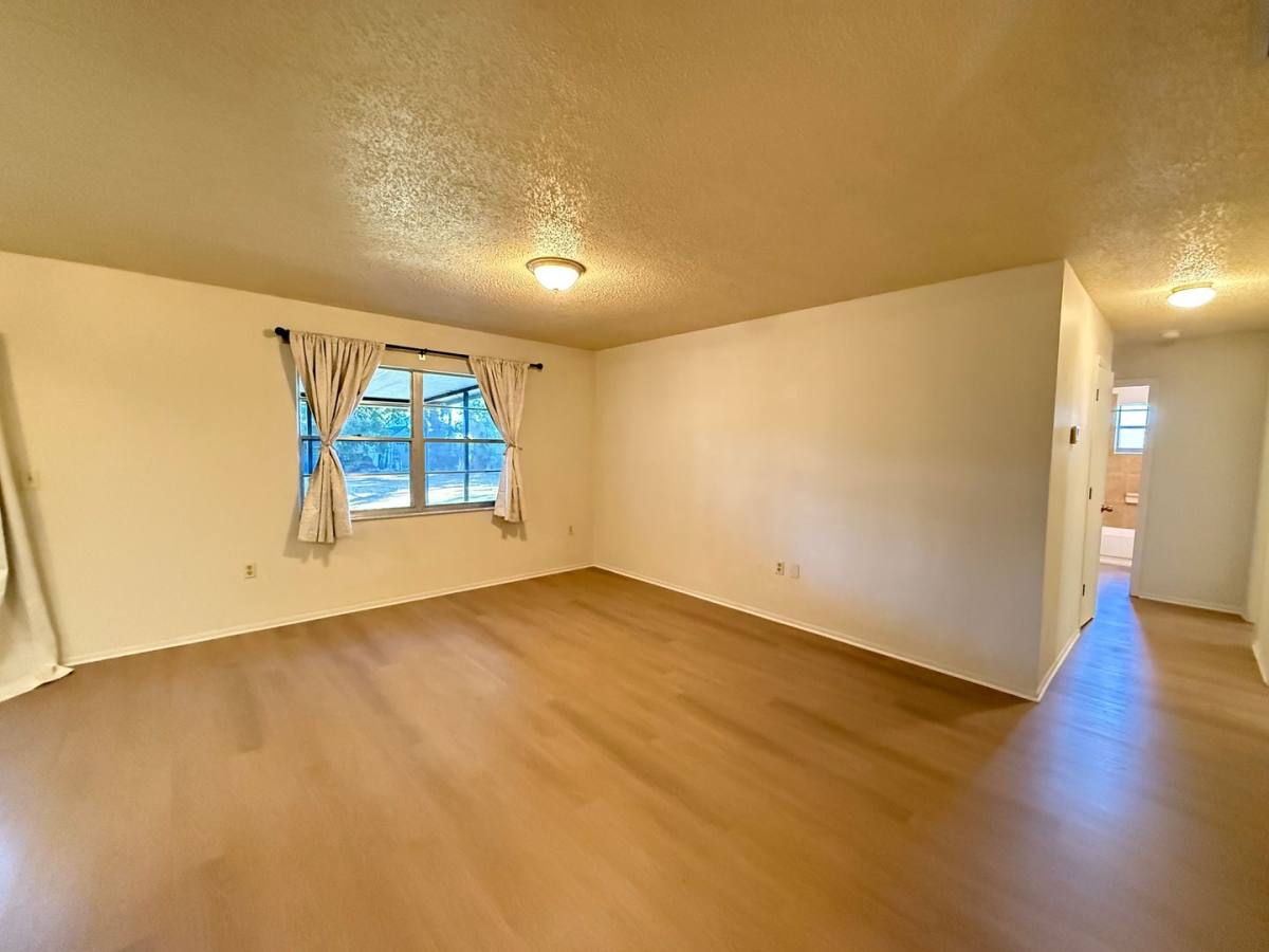 House for rent at 1185 52nd St, Sarasota, FL 34234