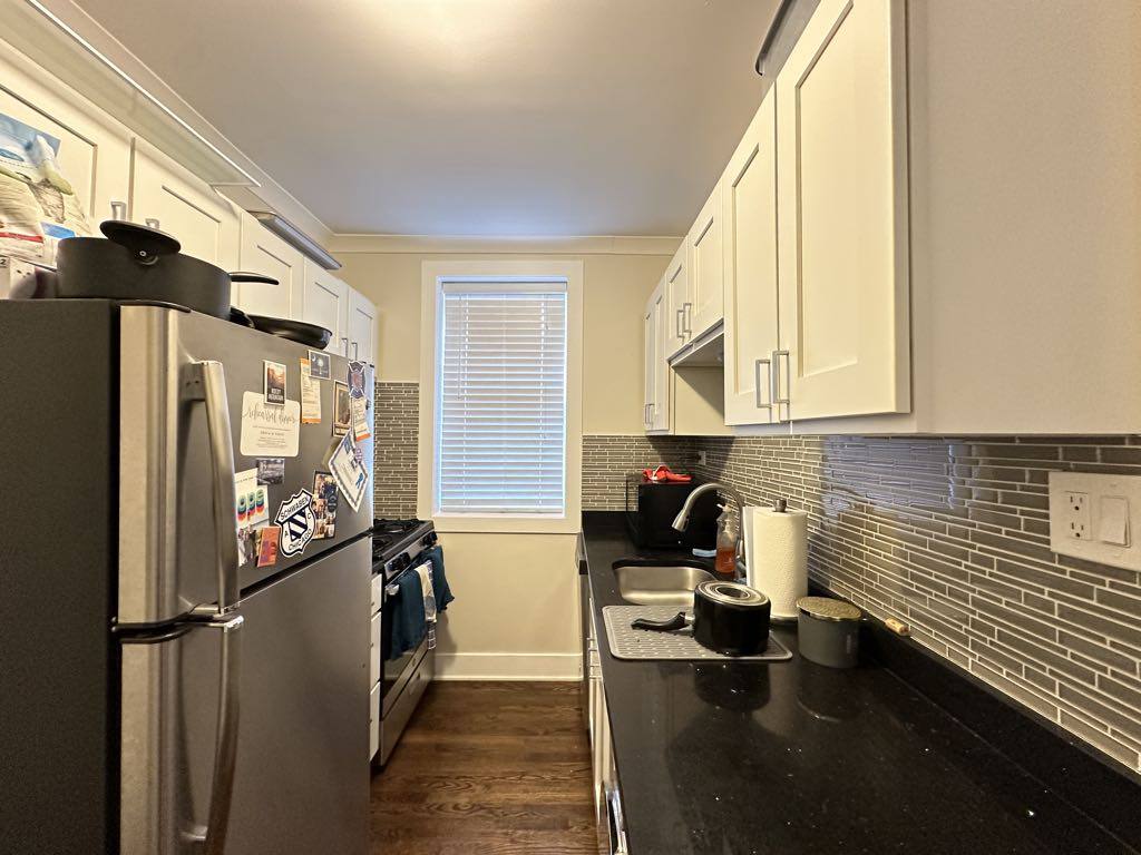 Apartment for rent at 4218 Clark #4, Chicago, IL 60613