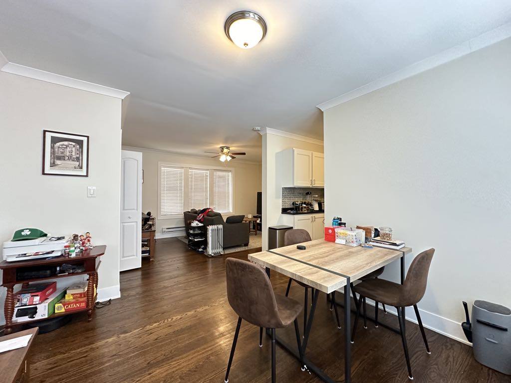 Apartment for rent at 4218 Clark #4, Chicago, IL 60613