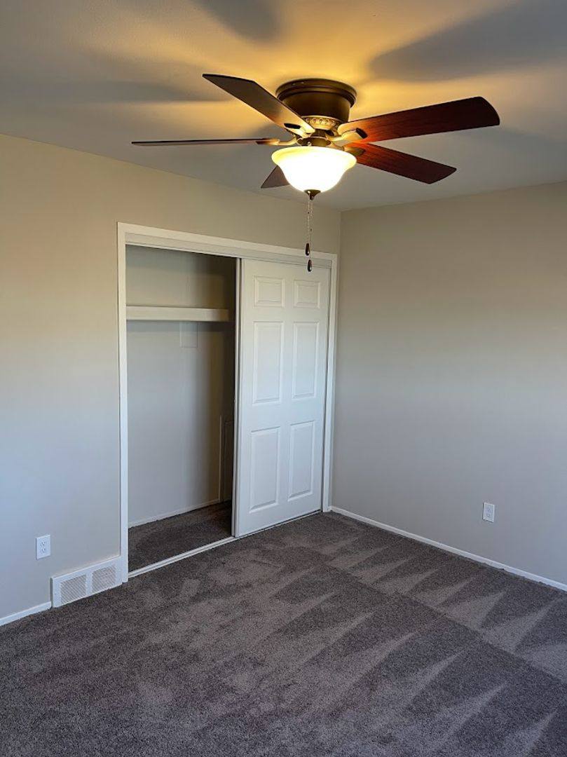 Apartment for rent at 525-535 Pontiac St, Oxford, MI 48371