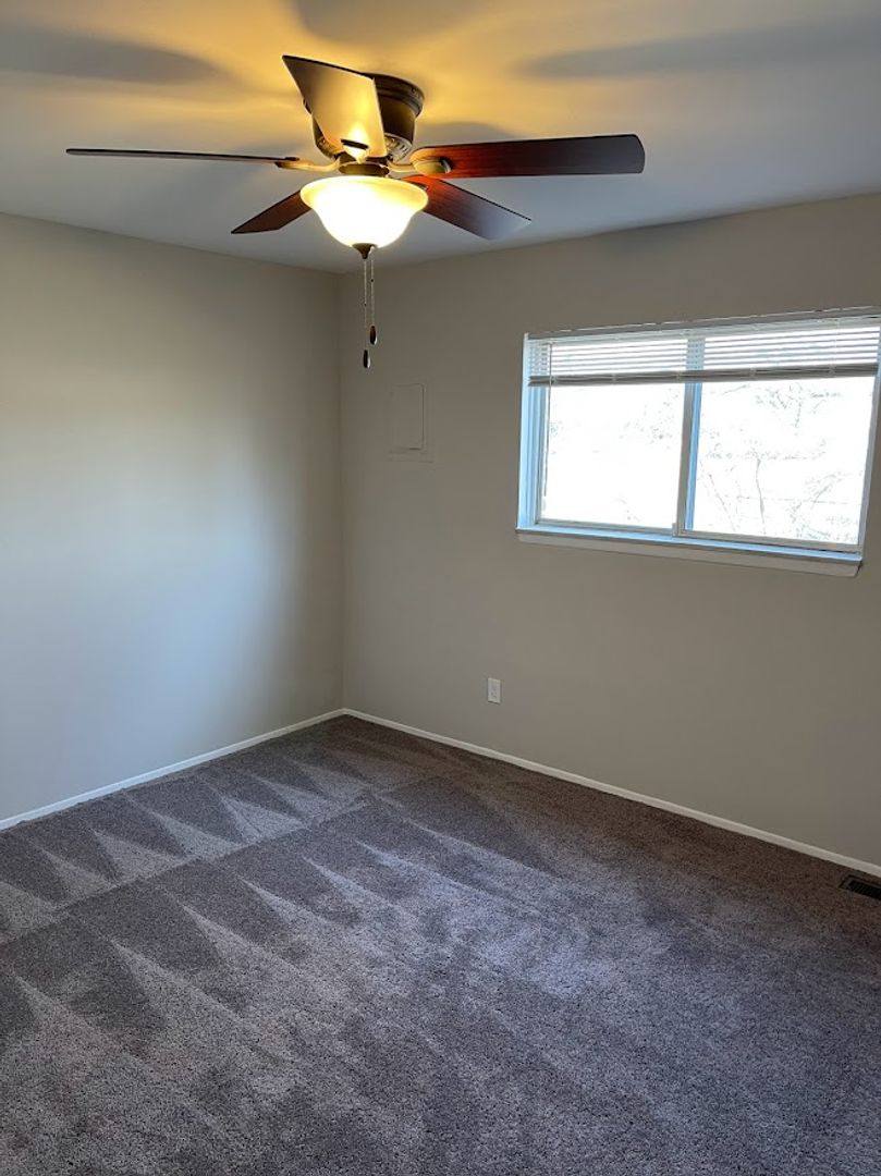 Apartment for rent at 525-535 Pontiac St, Oxford, MI 48371