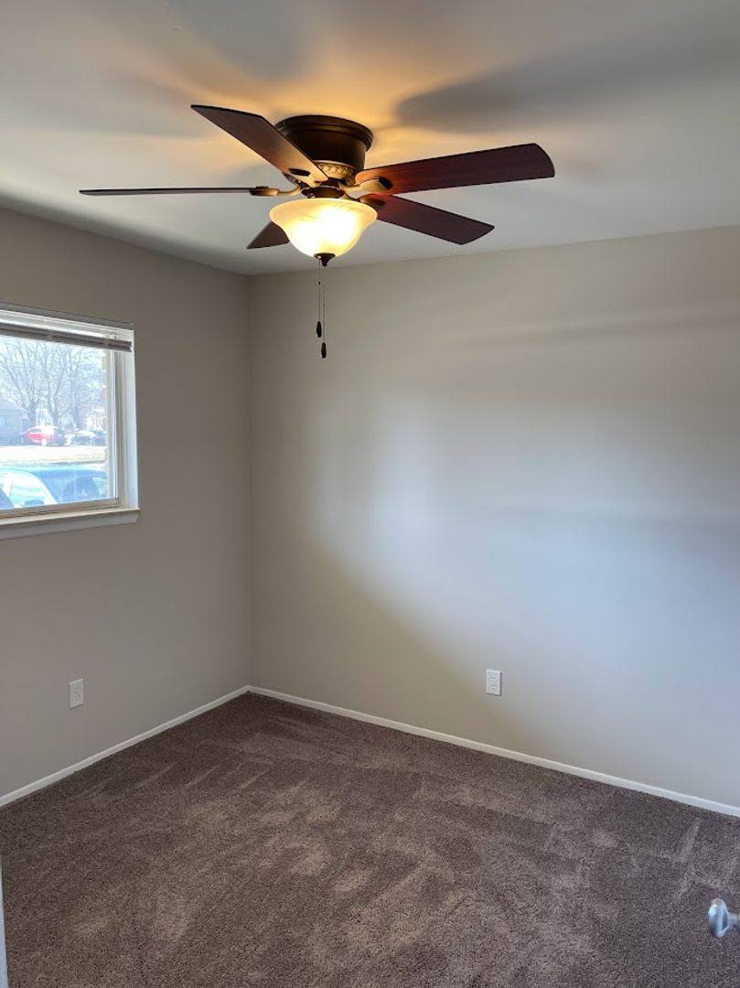 Apartment for rent at 525-535 Pontiac St, Oxford, MI 48371