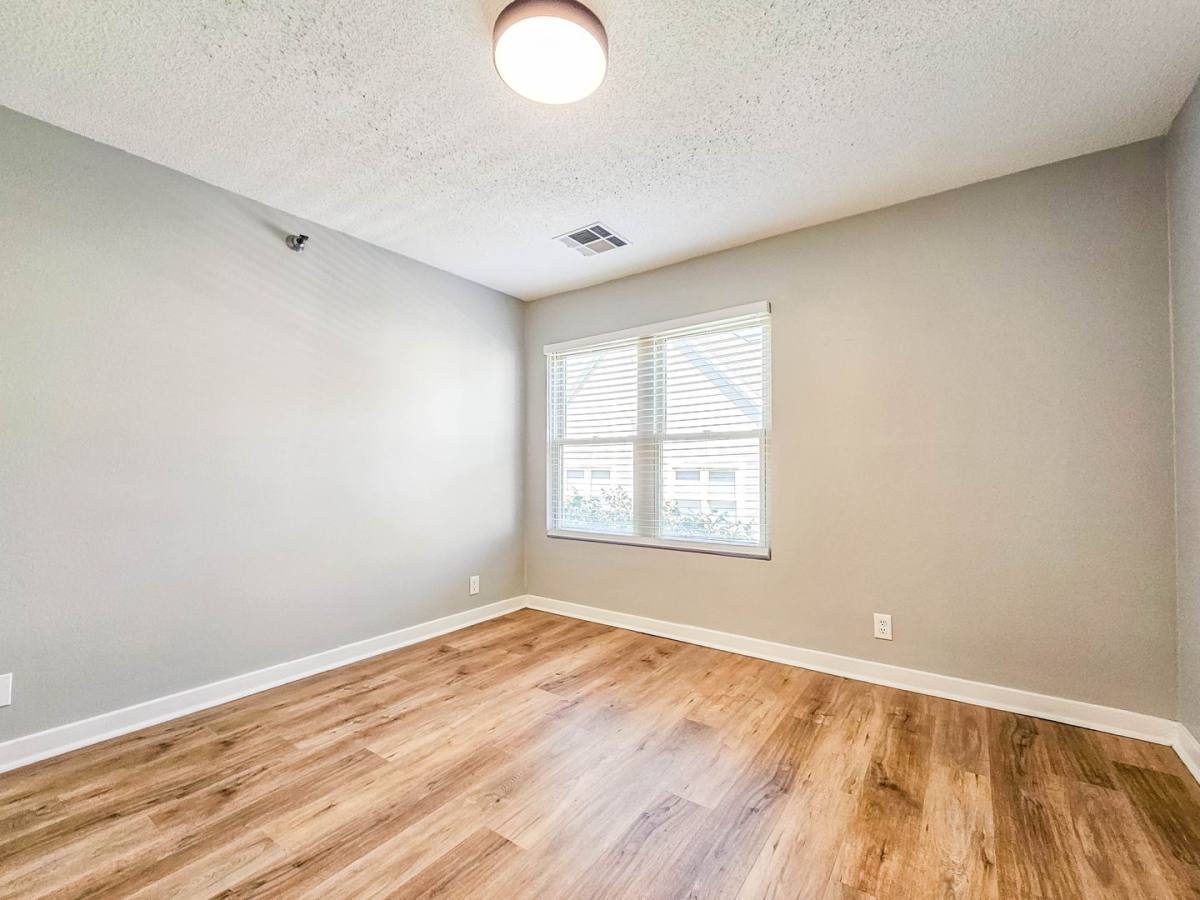 Aksarben View, 7010 Hascall St, Omaha, NE 68106 - Apartment for Rent - Image 10