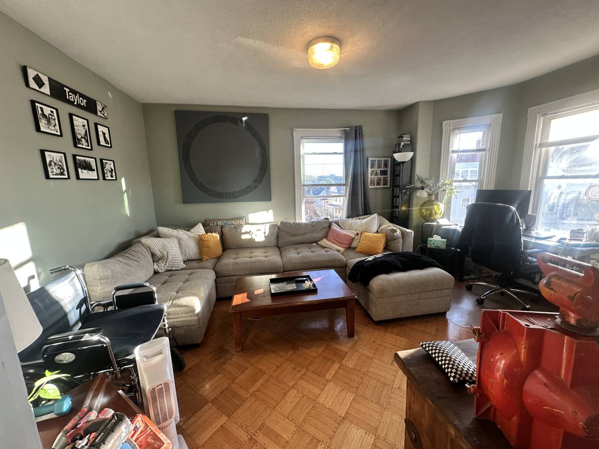 House for rent at 69 Partridge Ave #2, Somerville, MA 02145