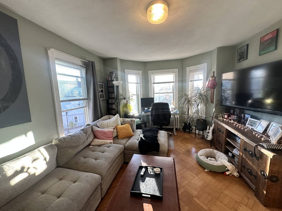 House for rent at 69 Partridge Ave #2, Somerville, MA 02145