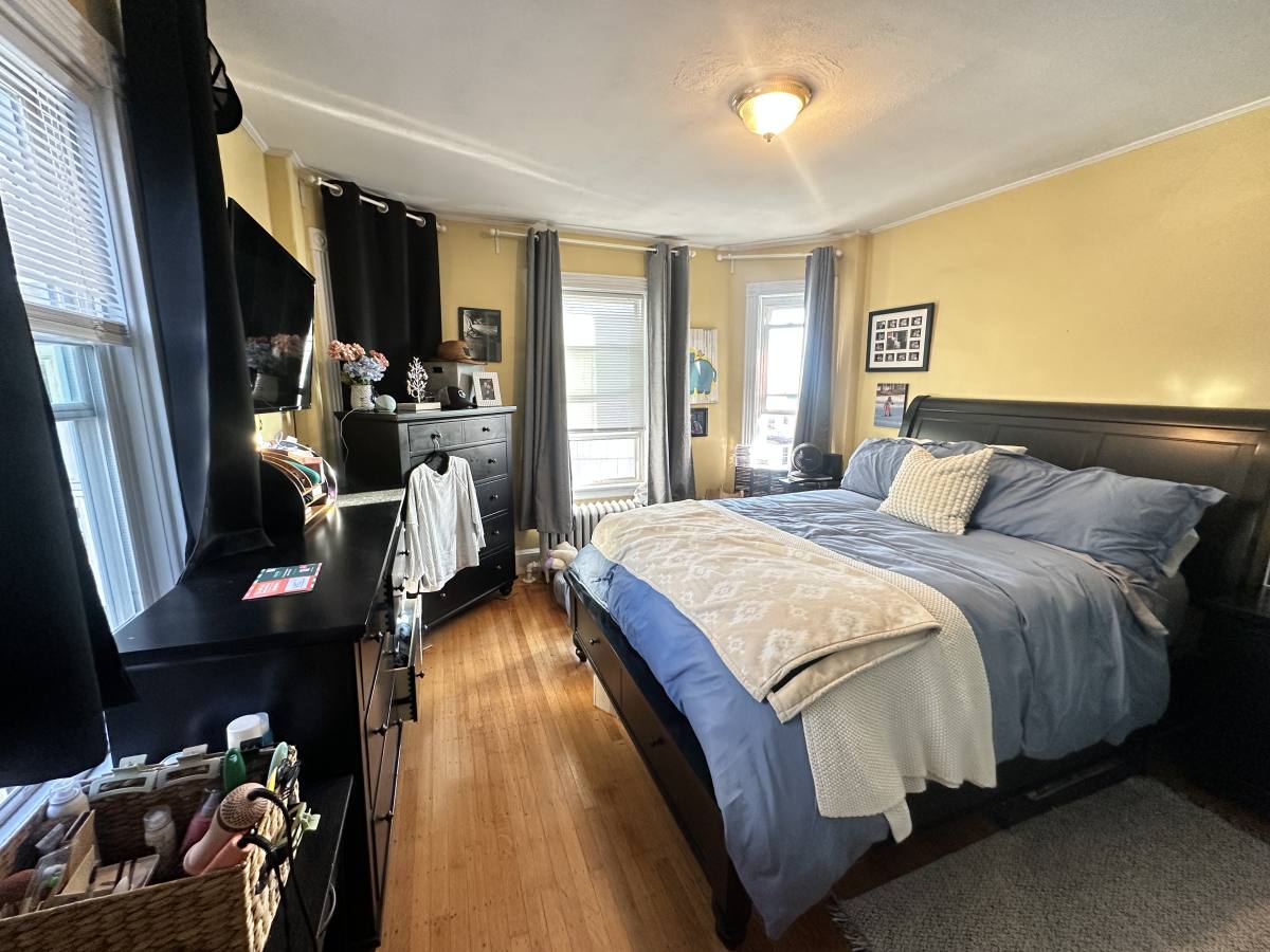 House for rent at 69 Partridge Ave #2, Somerville, MA 02145
