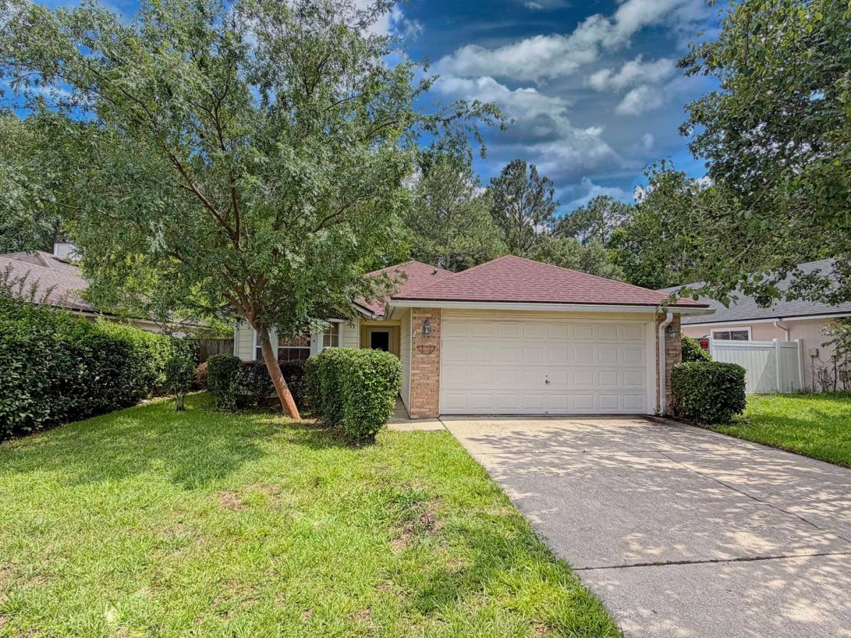 House for rent at 4271 Hanging Moss Dr, Orange Park, FL 32073