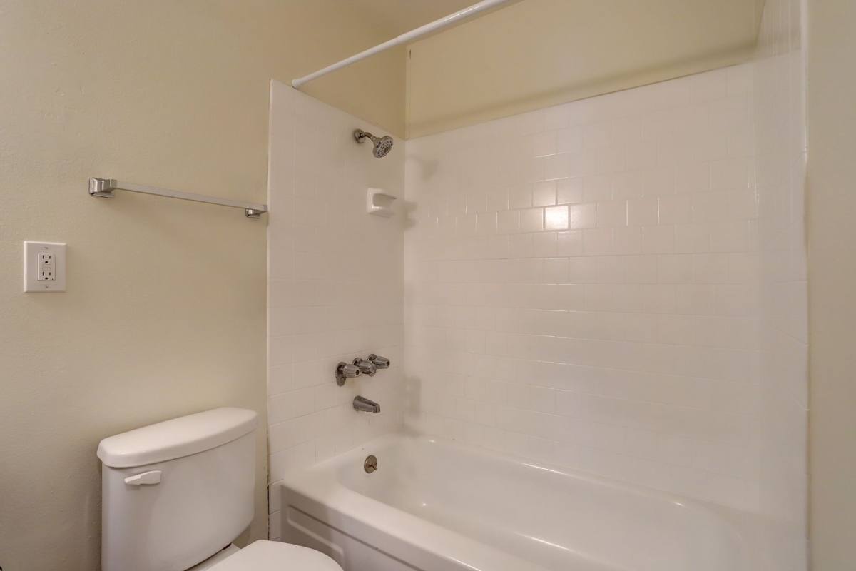 Apartment for rent at 3775 SW 108th Ave, Beaverton, OR 97005