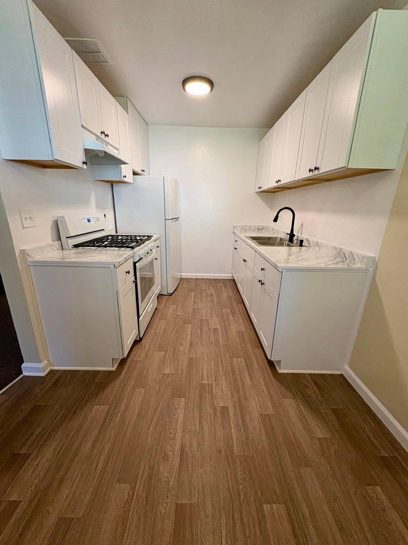 Apartment for rent at 520-540 E Pleasant St, Long Beach, CA 90805