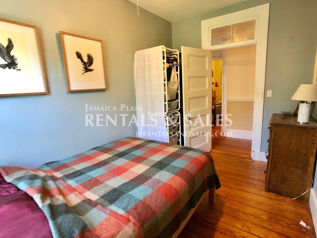 Apartment for rent at 5 Glen Rd #402, Jamaica Plain, MA 02130
