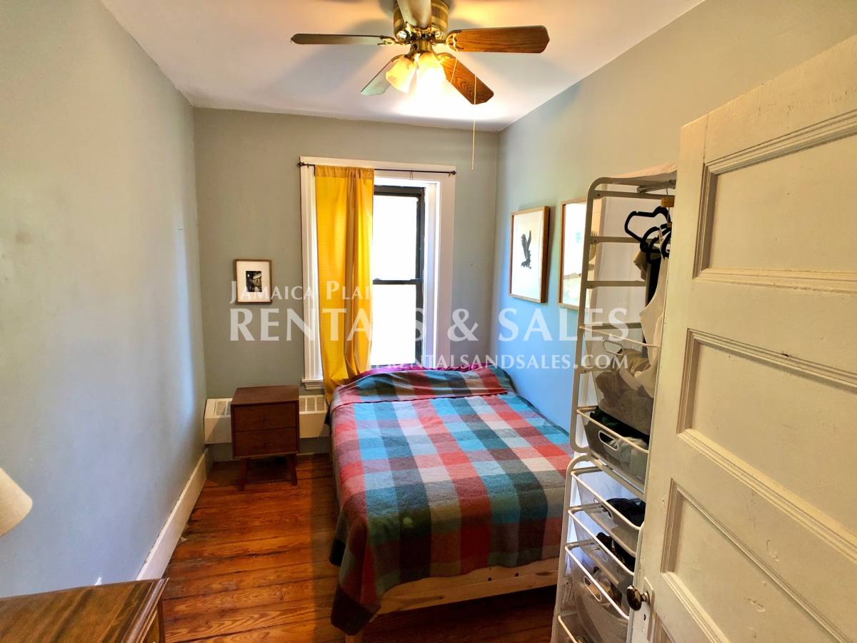 Apartment for rent at 5 Glen Rd #402, Jamaica Plain, MA 02130