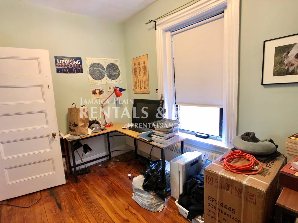 Apartment for rent at 5 Glen Rd #402, Jamaica Plain, MA 02130