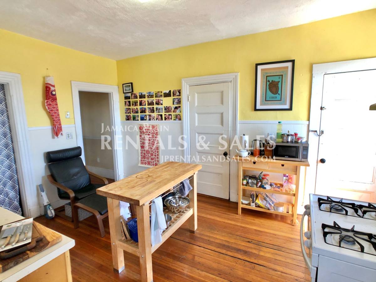 Apartment for rent at 5 Glen Rd #402, Jamaica Plain, MA 02130