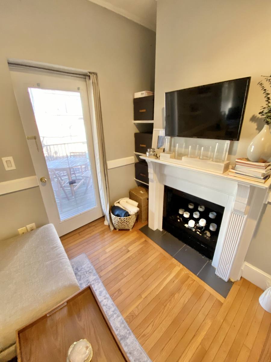 Apartment for rent at 63 Clarendon St #9, Boston, MA 02116