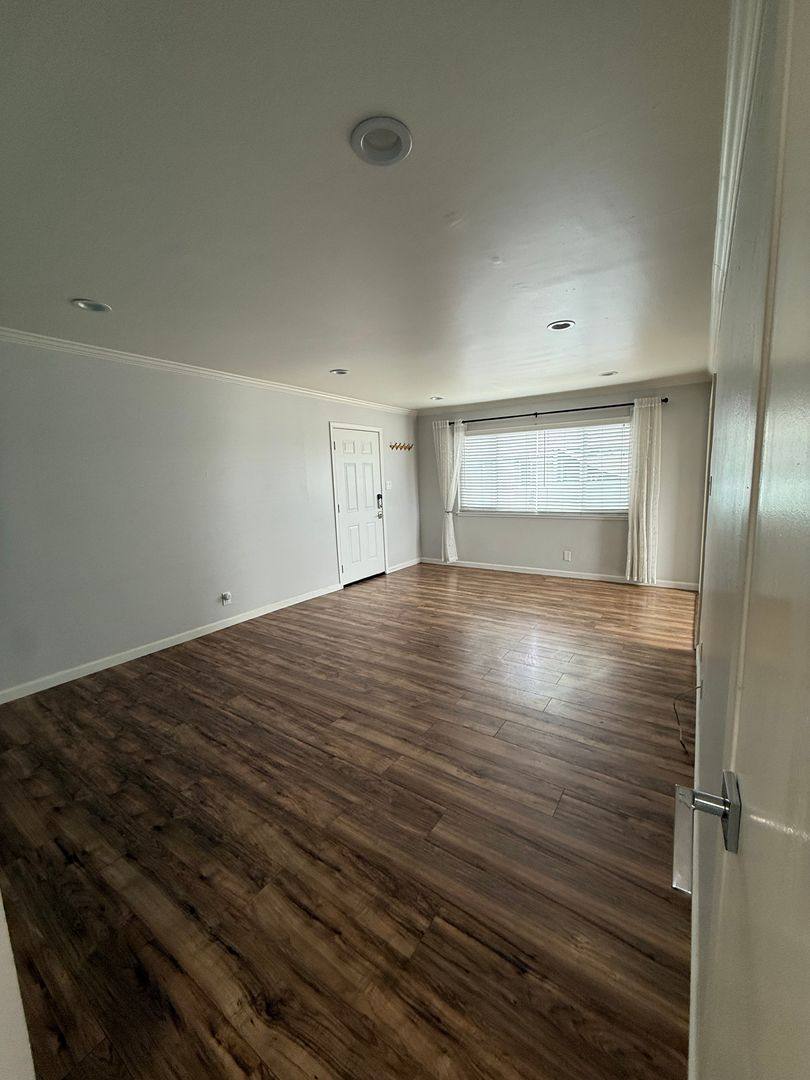 Apartment for rent at 1621 6th Ave, Belmont, CA 94002