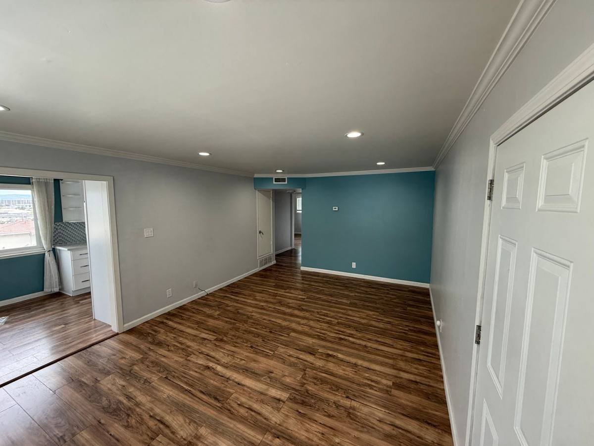 Apartment for rent at 1621 6th Ave, Belmont, CA 94002