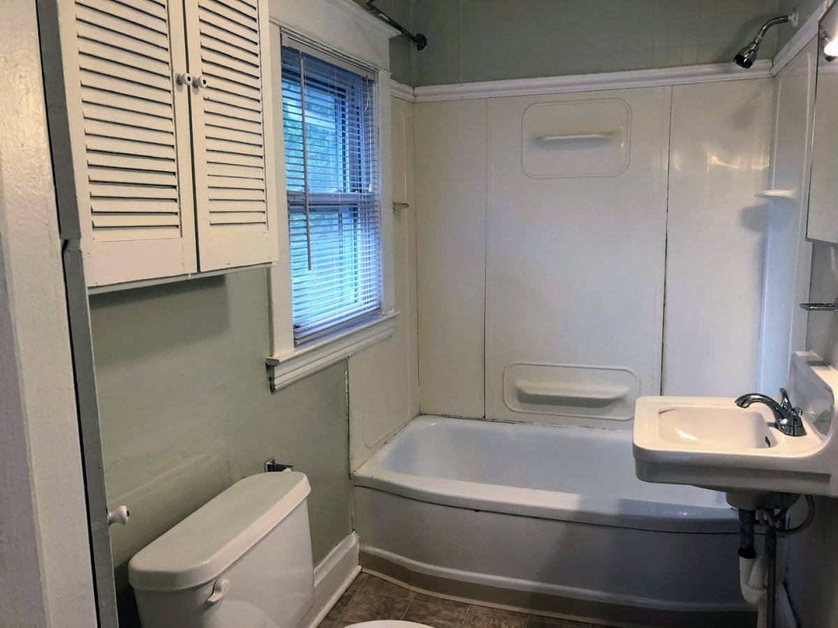 Apartment for rent at 703 Spencer NE, Grand Rapids, MI 49505