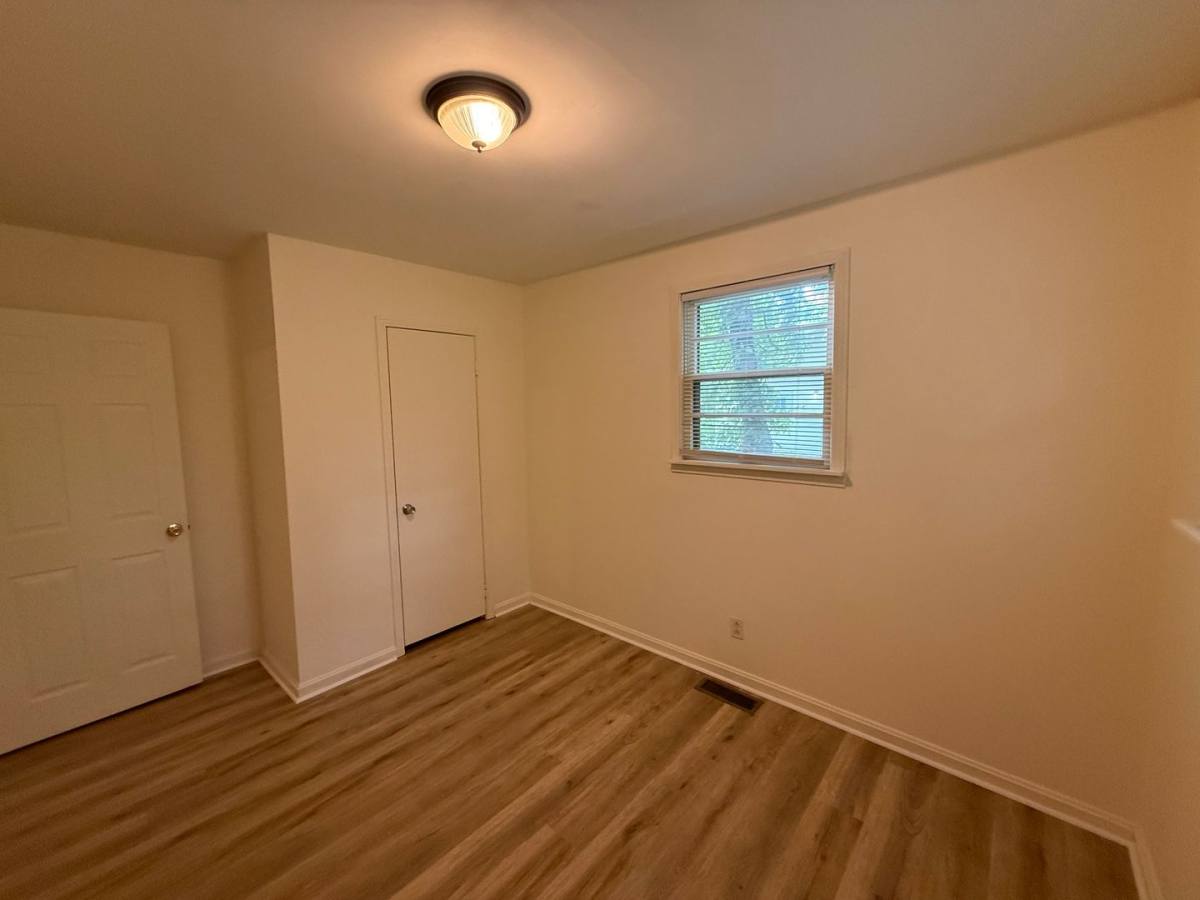 House for rent at 500 4th St NE, Arab, AL 35016