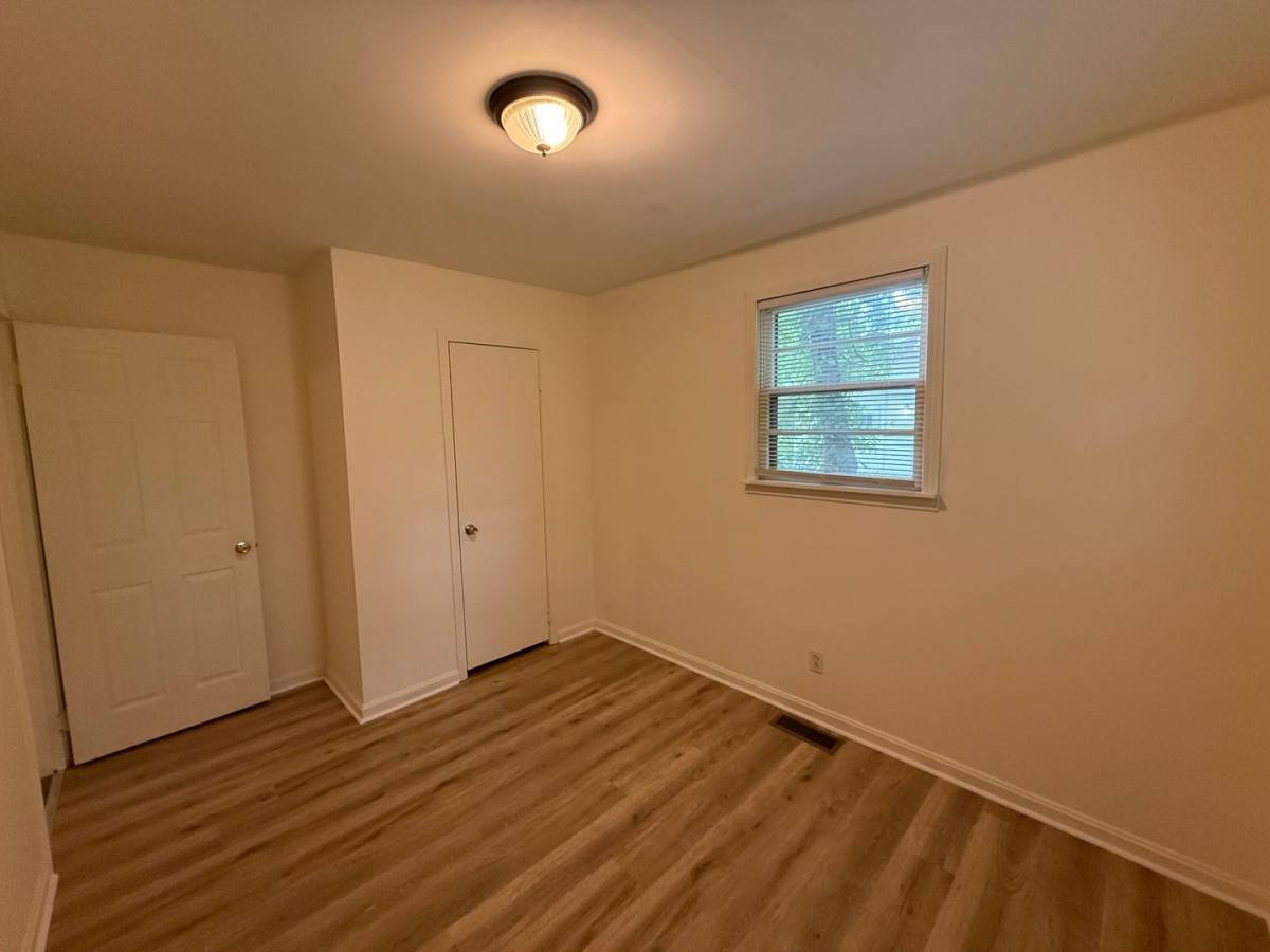 House for rent at 500 4th St NE, Arab, AL 35016
