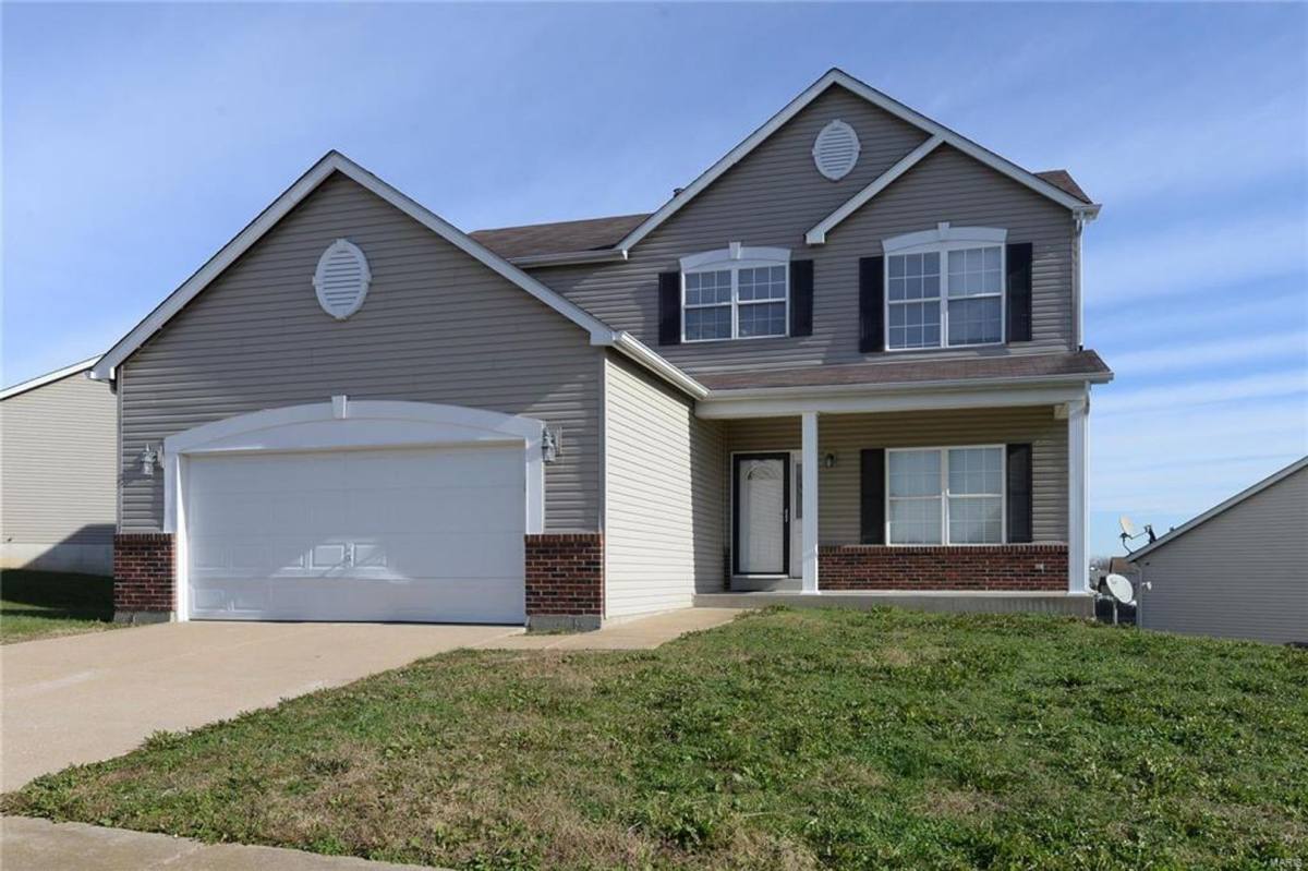 House for rent at 4644 Richmond Forest Dr, Florissant, MO 63034