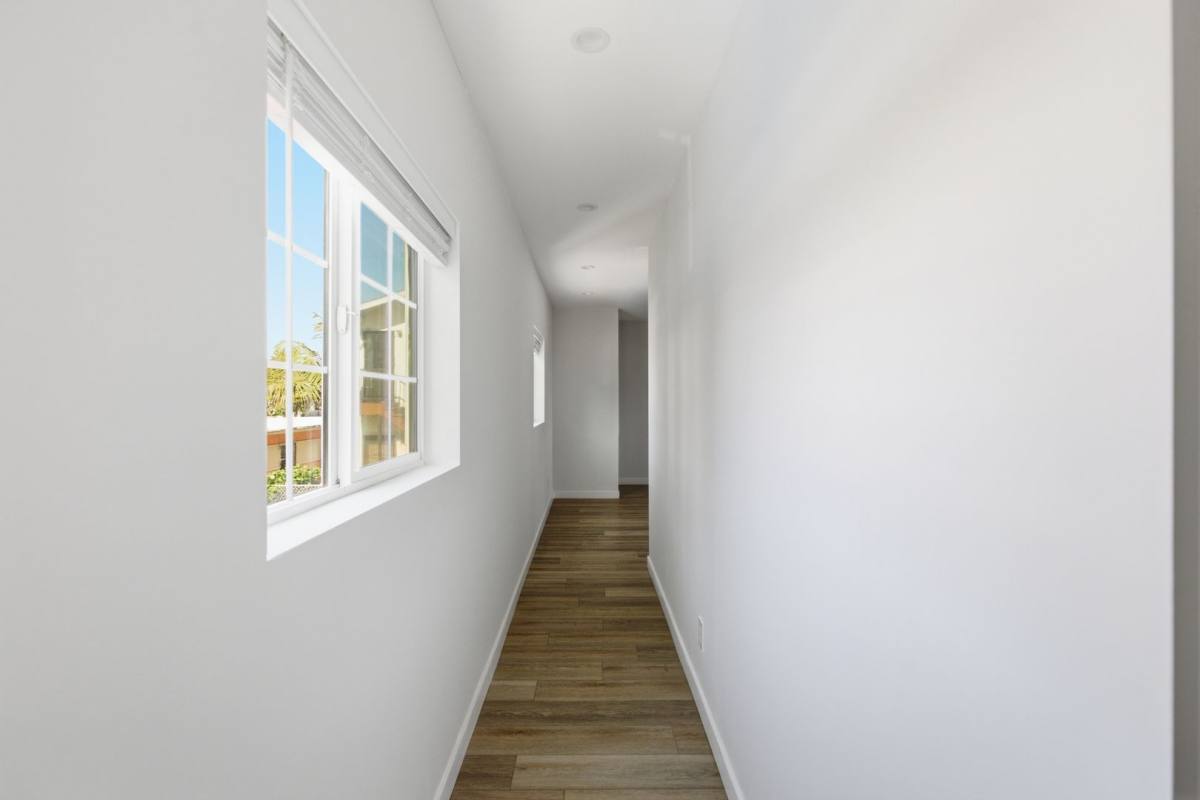 Apartment for rent at 4177 Naomi Ave, Los Angeles, CA 90011