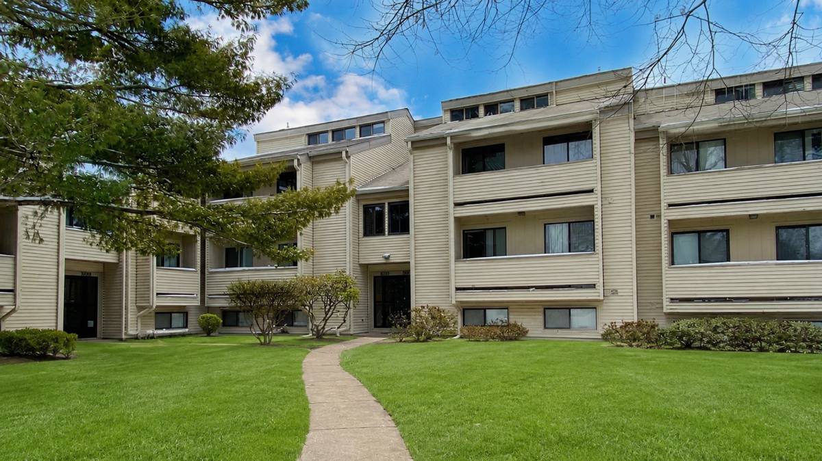 Condo for rent at 2105 Melrose Dr, Champaign, IL 61820