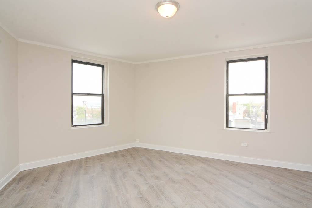 Apartment for rent at 3335 Diversey #D103, Chicago, IL 60647