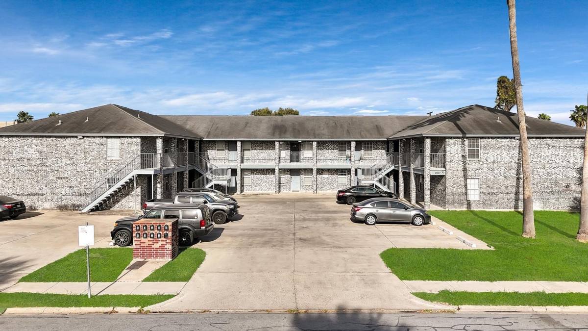 Apartment for rent at 403 N Broadway St, McAllen, TX 78501
