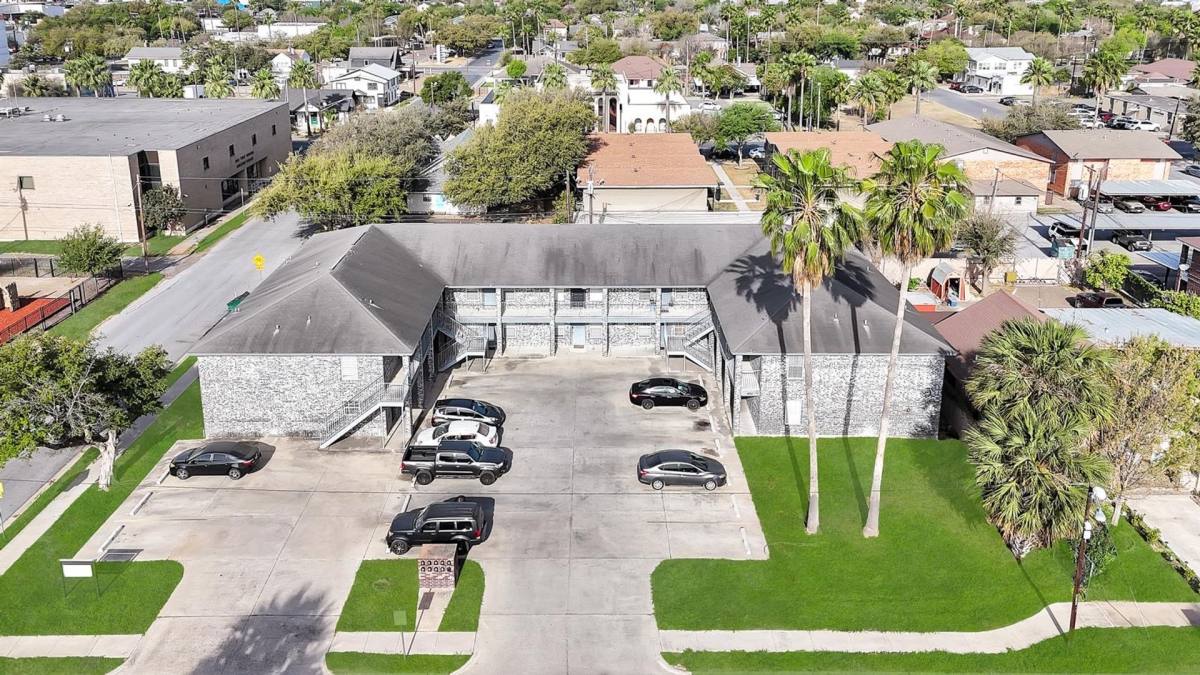 Apartment for rent at 403 N Broadway St, McAllen, TX 78501