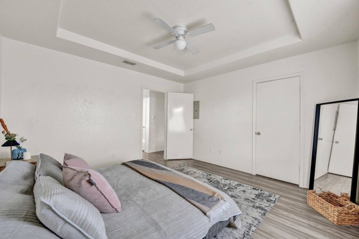 Apartment for rent at 403 N Broadway St, McAllen, TX 78501